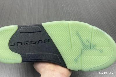 5 Air WellDesigned Retro 4685 581 DM4640 “Anthracite” Jordan 1108